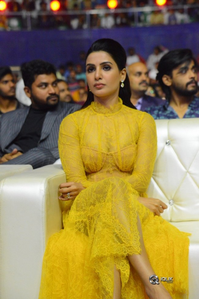 Samantha-At-Zee-Cine-Awards